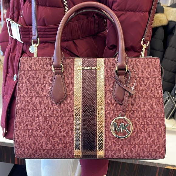 Michael Kors Sheila Medium Signature Logo and Metallic Satchel Crossbody CZ NWT - Picture 15 of 16